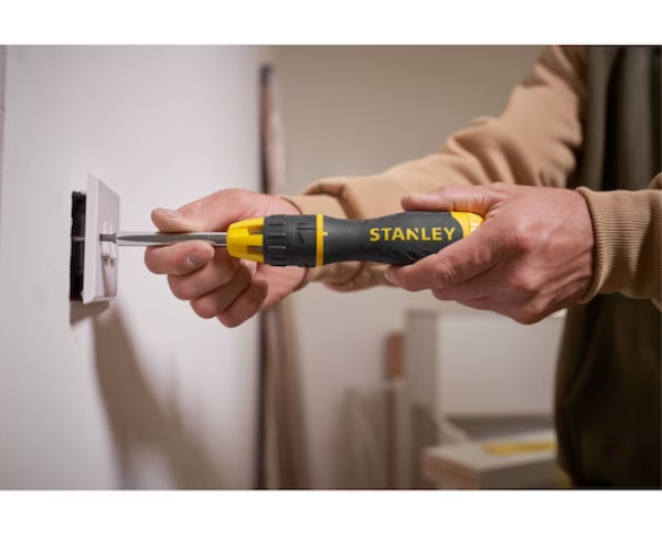 STANLEY Multi-Bit Ratcheting Screwdriver With Bit Set